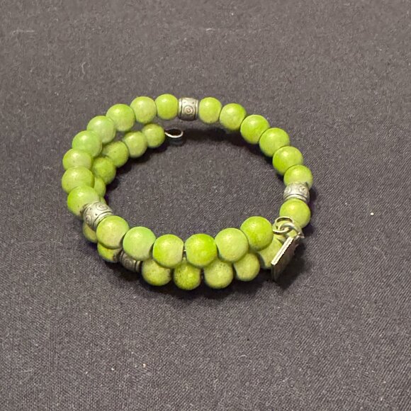 Zen Wire Wrap Bead Bracelet Green Silver Tones - Picture 2 of 3